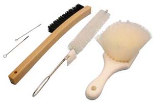 [ CLEANING KIT (4 BRUSHES) - NIC ]
